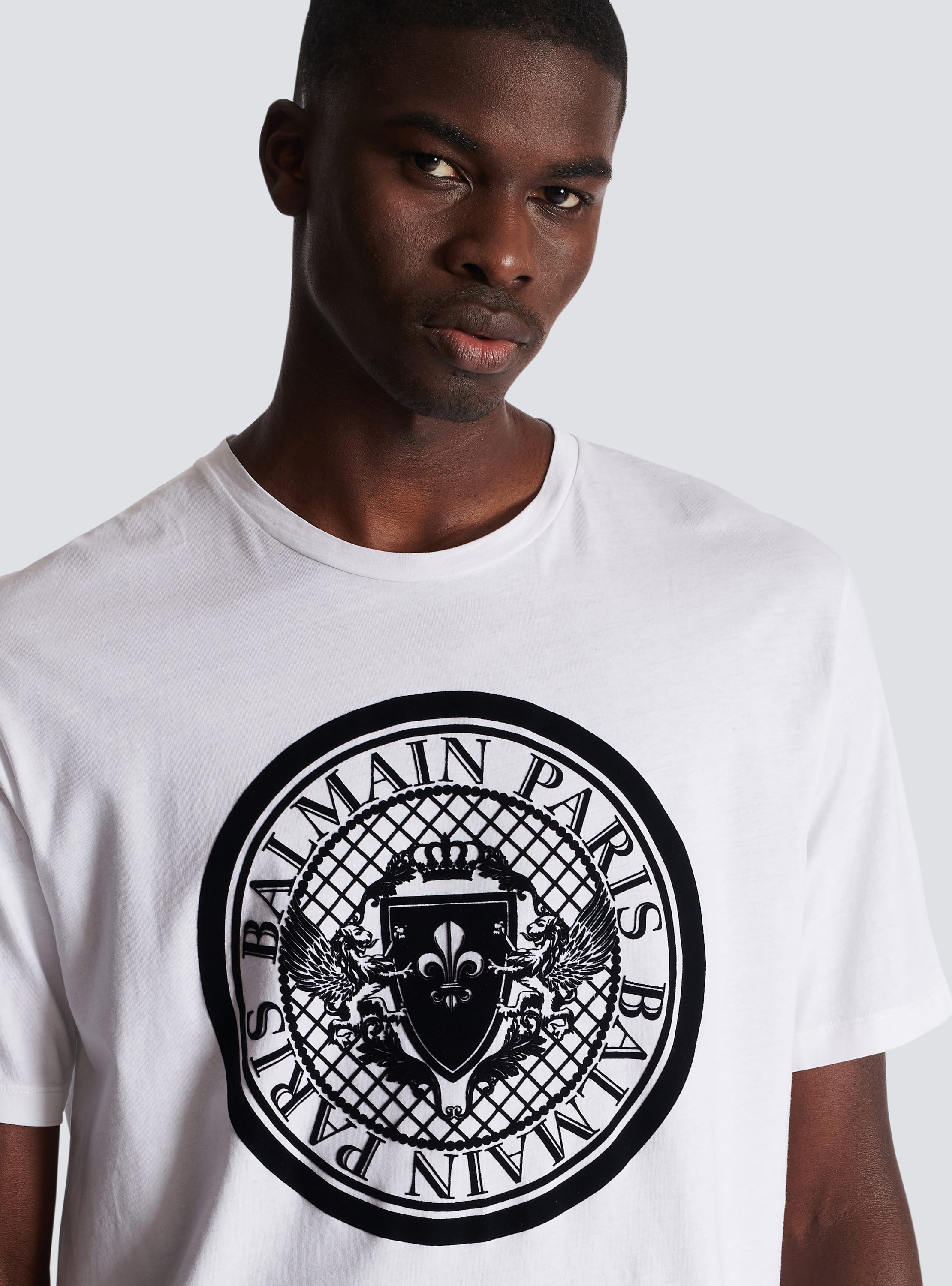 Cotton T-shirt with flocked medallion white - Men | BALMAIN