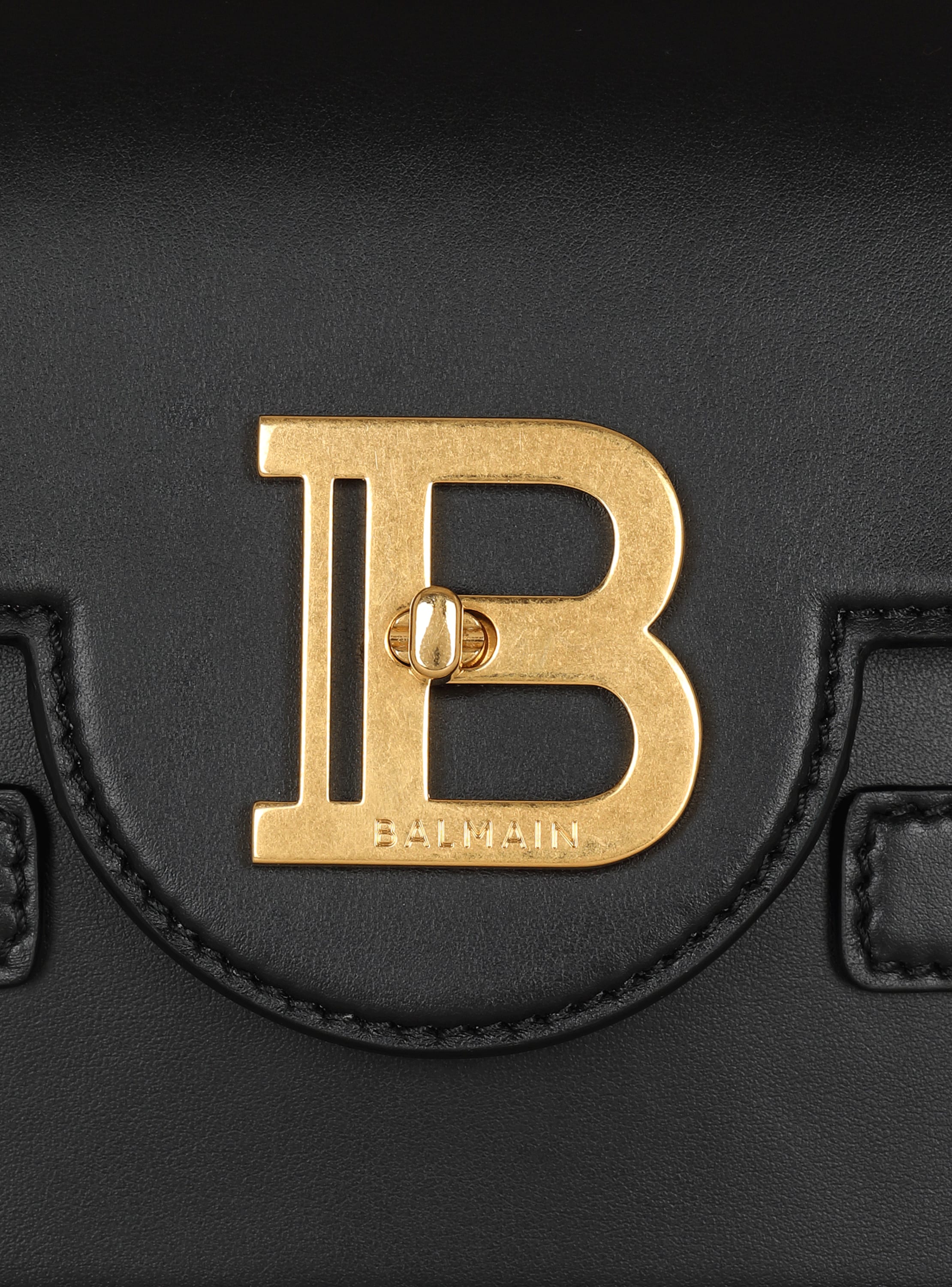 B Buzz 24 Leather Shoulder Bag in Black - Balmain