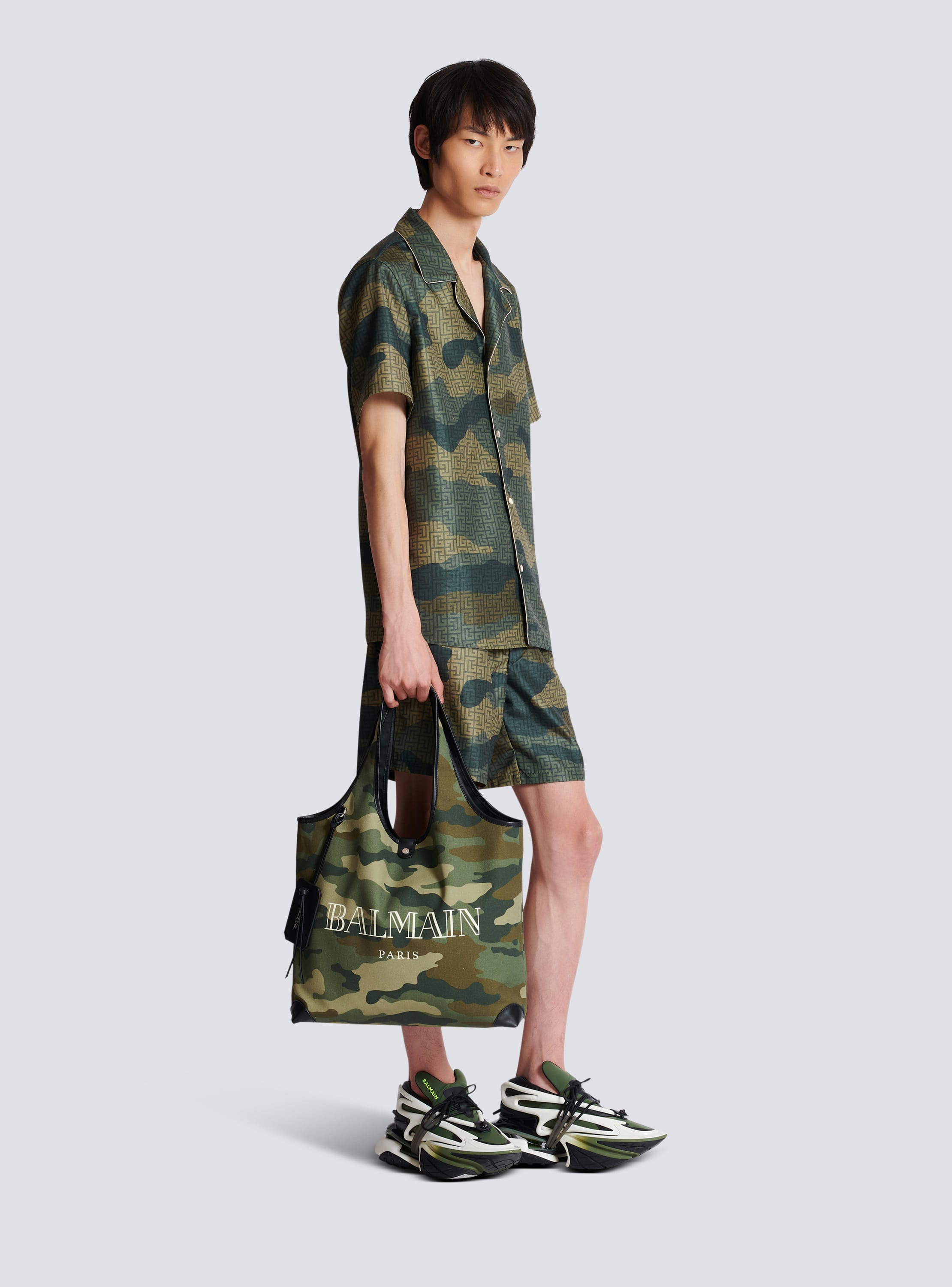 Shopper B-Army aus Canvas mit Camouflage-Print und Balmain Vintage