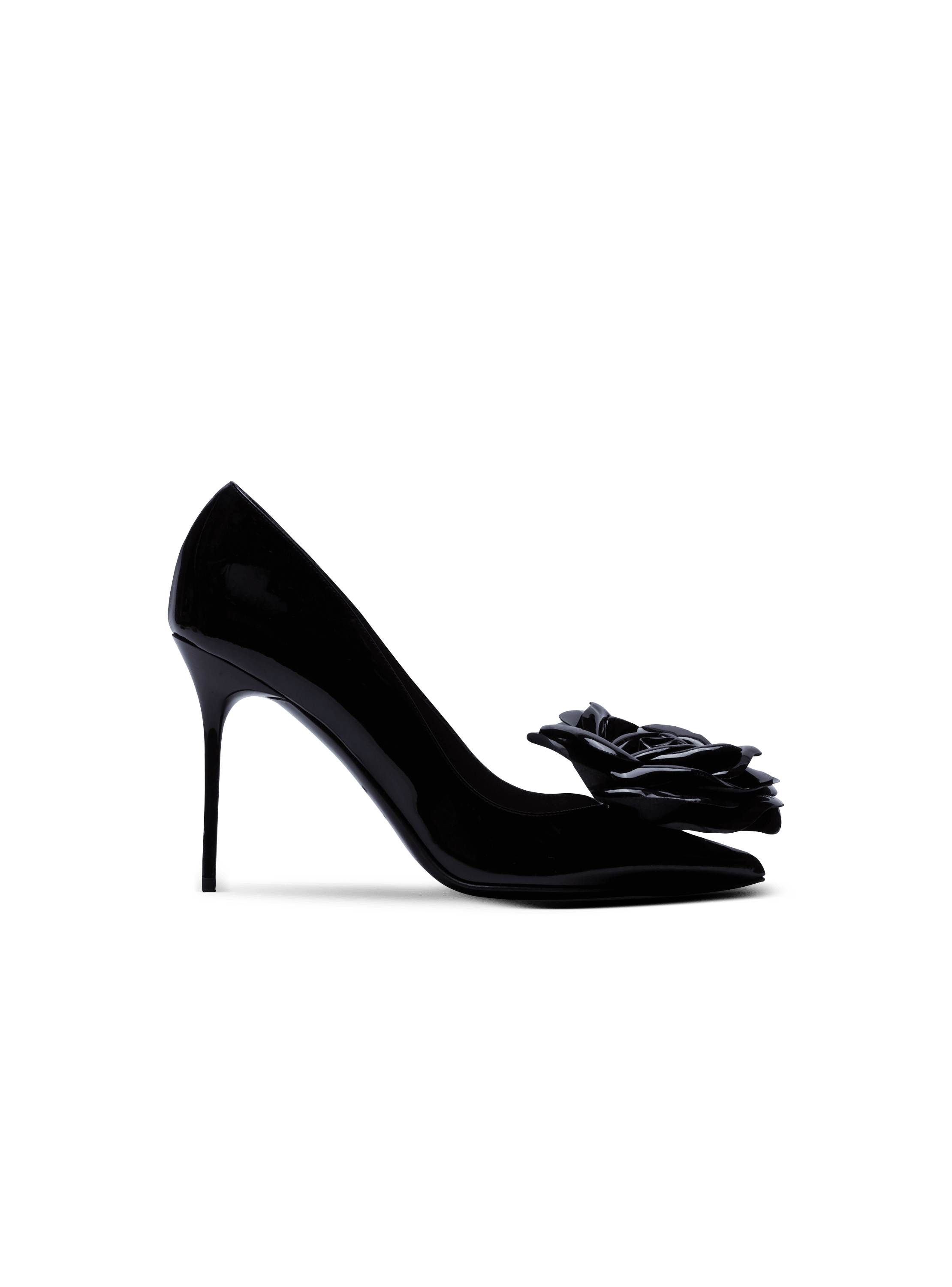 Patent leather Ruby pumps with flower detail, black, hi-res