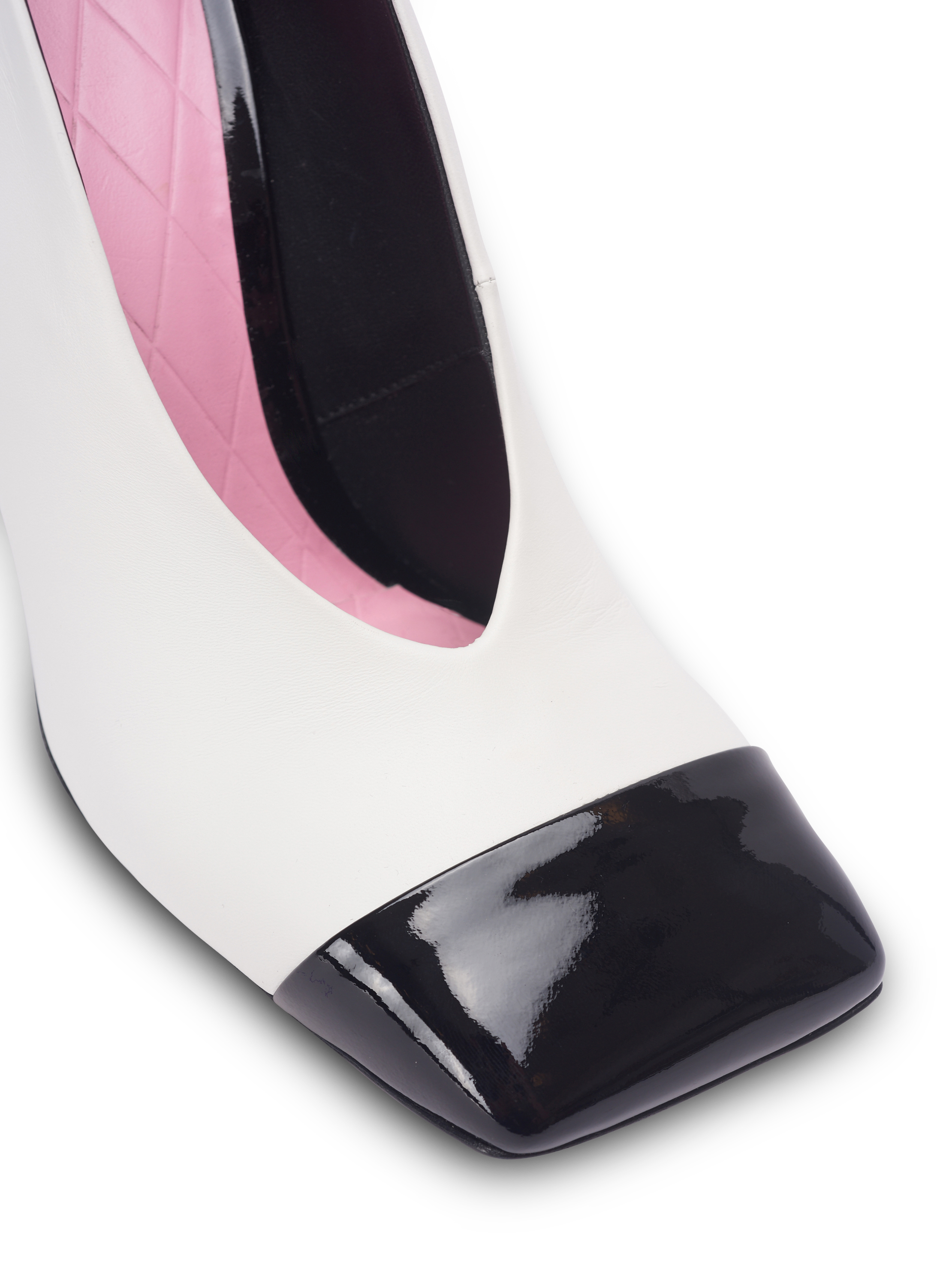 Eden two-tone pumps in lambskin and patent leather