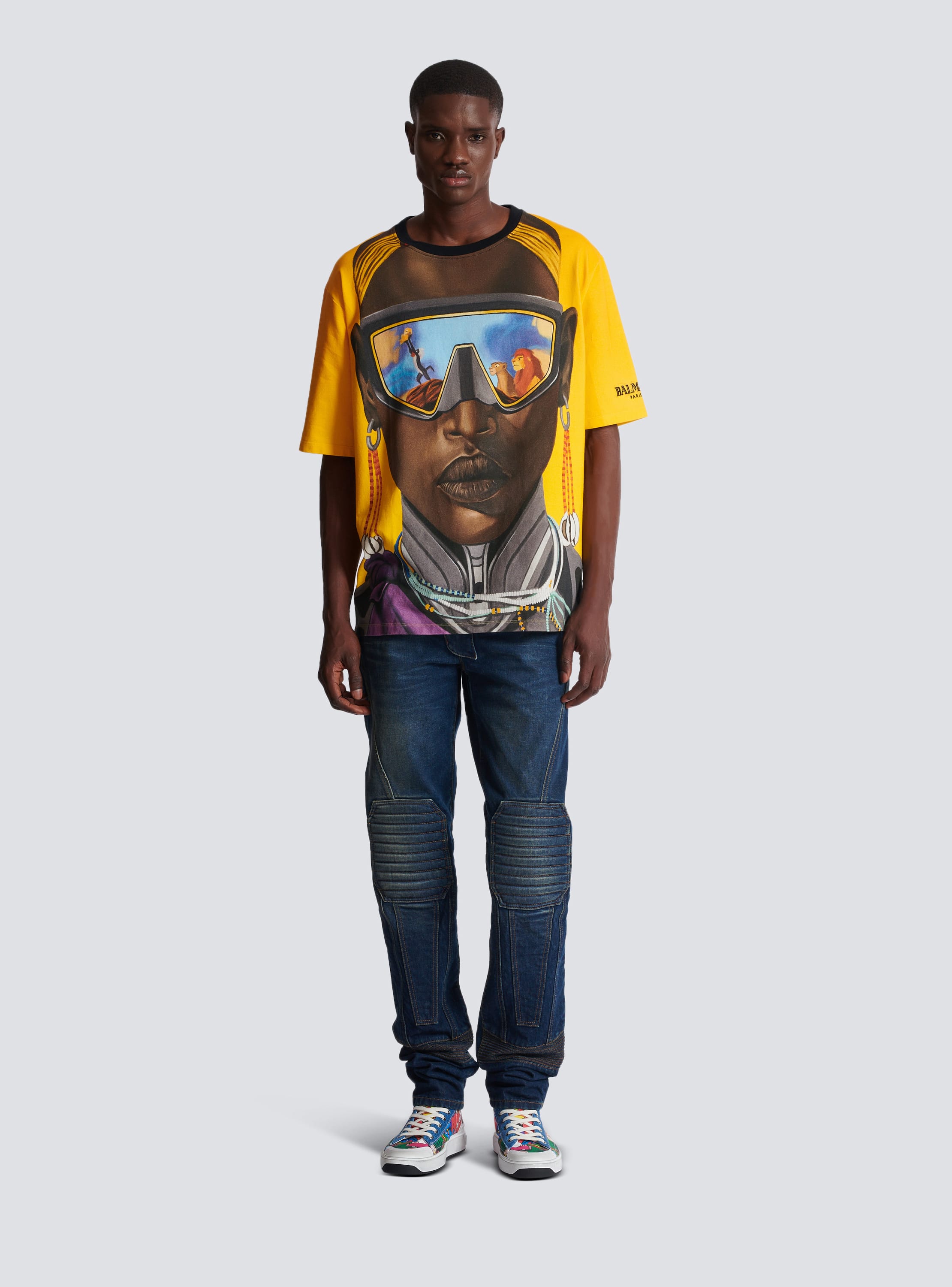 Disney x Balmain : The Lion King - T-shirt ample imprimé Nika Mtwana