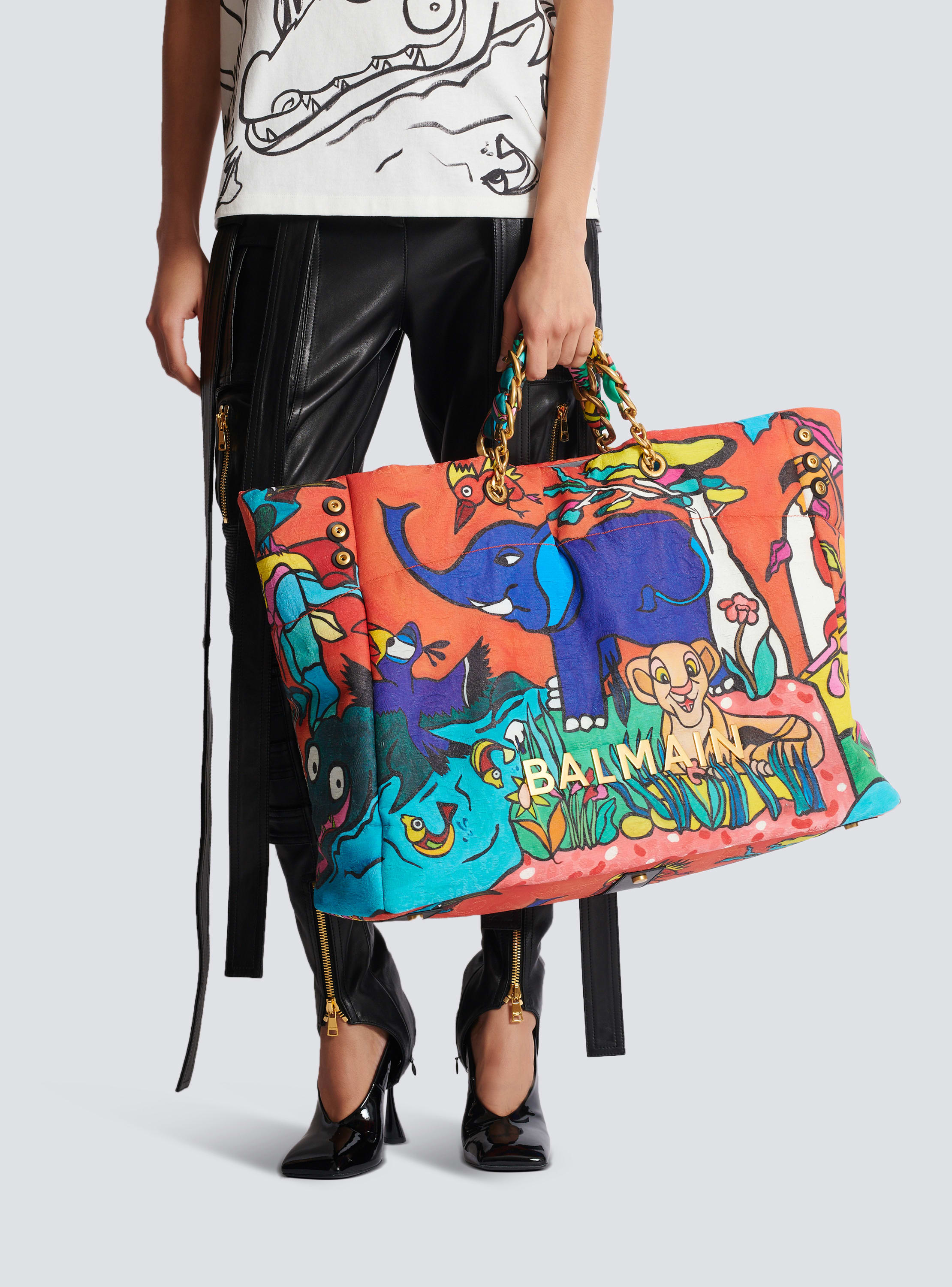 Disney x Balmain The Lion King Cabas Bag 1945 Soft XXL bedruckt Fruhe Kindheit multicolor Damen BALMAIN