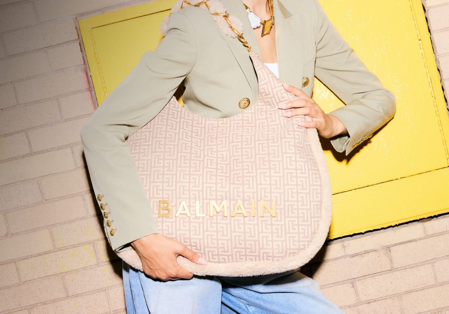 5/26まで！pierre balmain/ビーズバッグ - パーティーバッグ