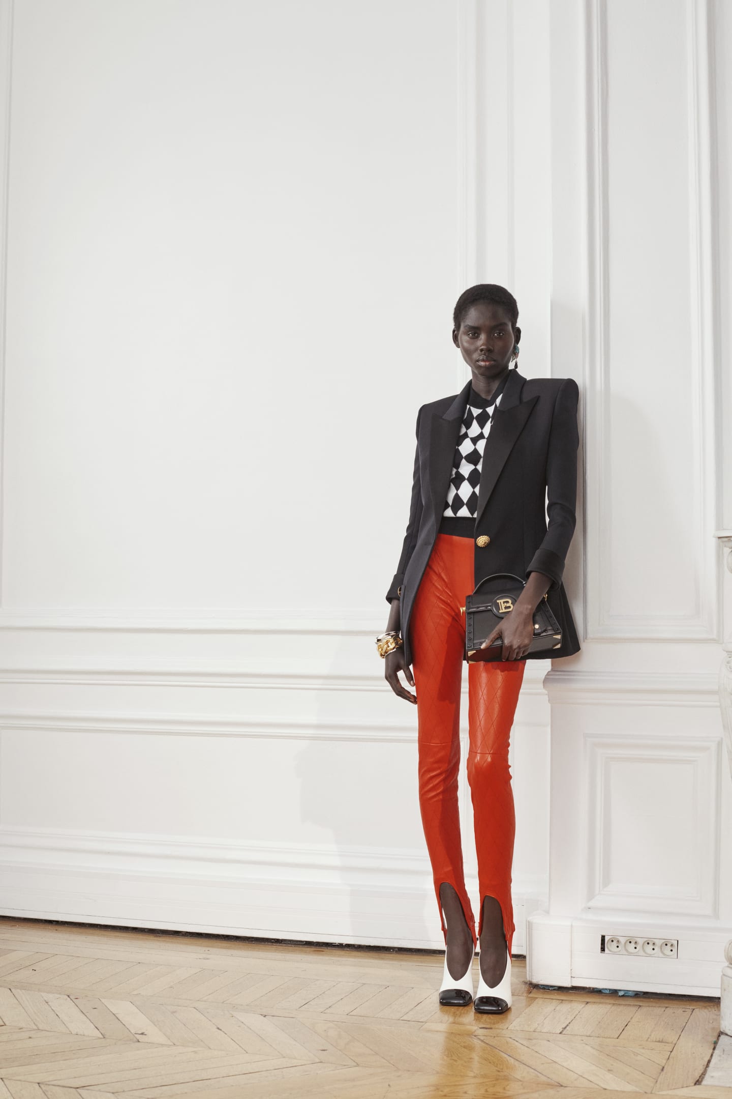 Womens sales this week top
